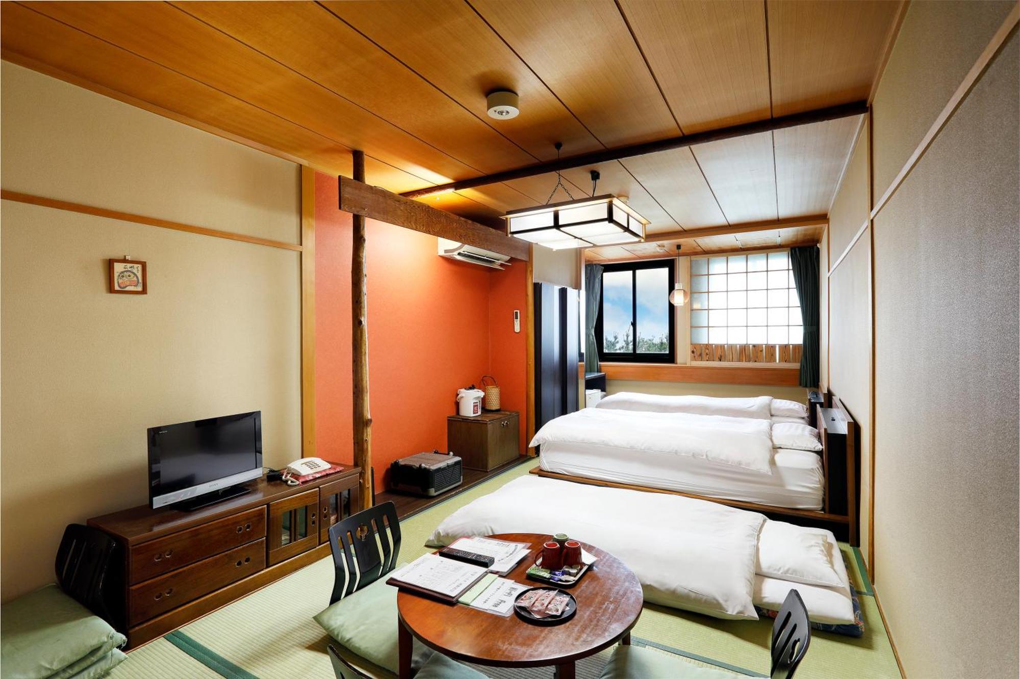 Yadoya Tsubaki Hotel Аомори Екстериор снимка