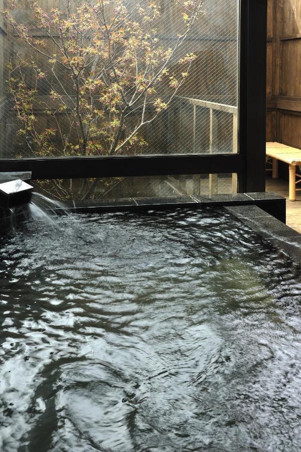 Yadoya Tsubaki Hotel Аомори Екстериор снимка